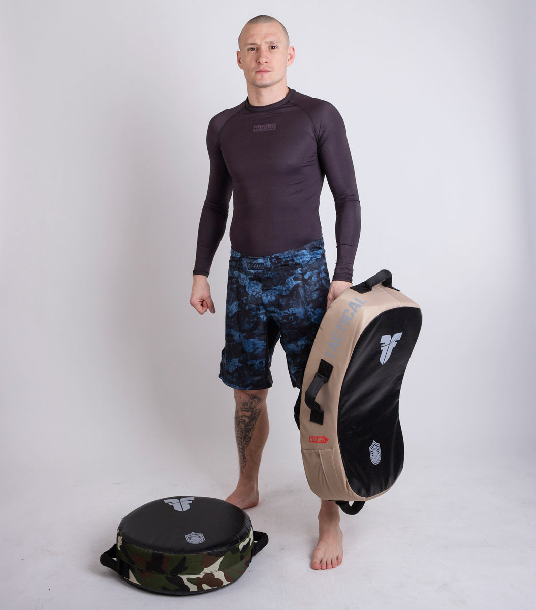 Fighter Kicking Shield – MULTI GRIP – Tactical Series – Desert, FKSH-13