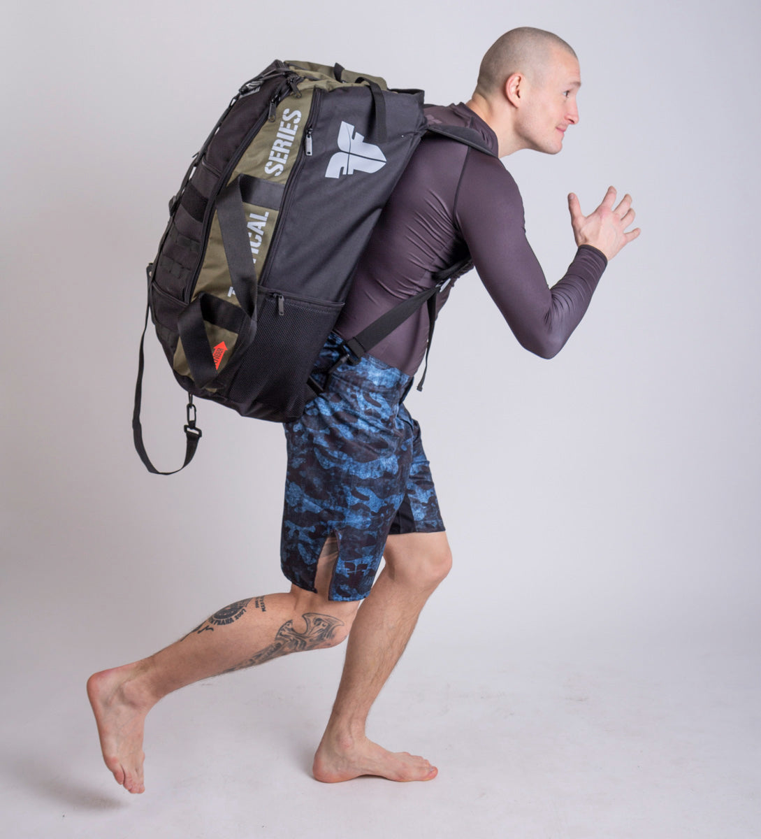 Fighter Sporttasche LINE XL – Tactical Series – armeegrün, FTBP-06