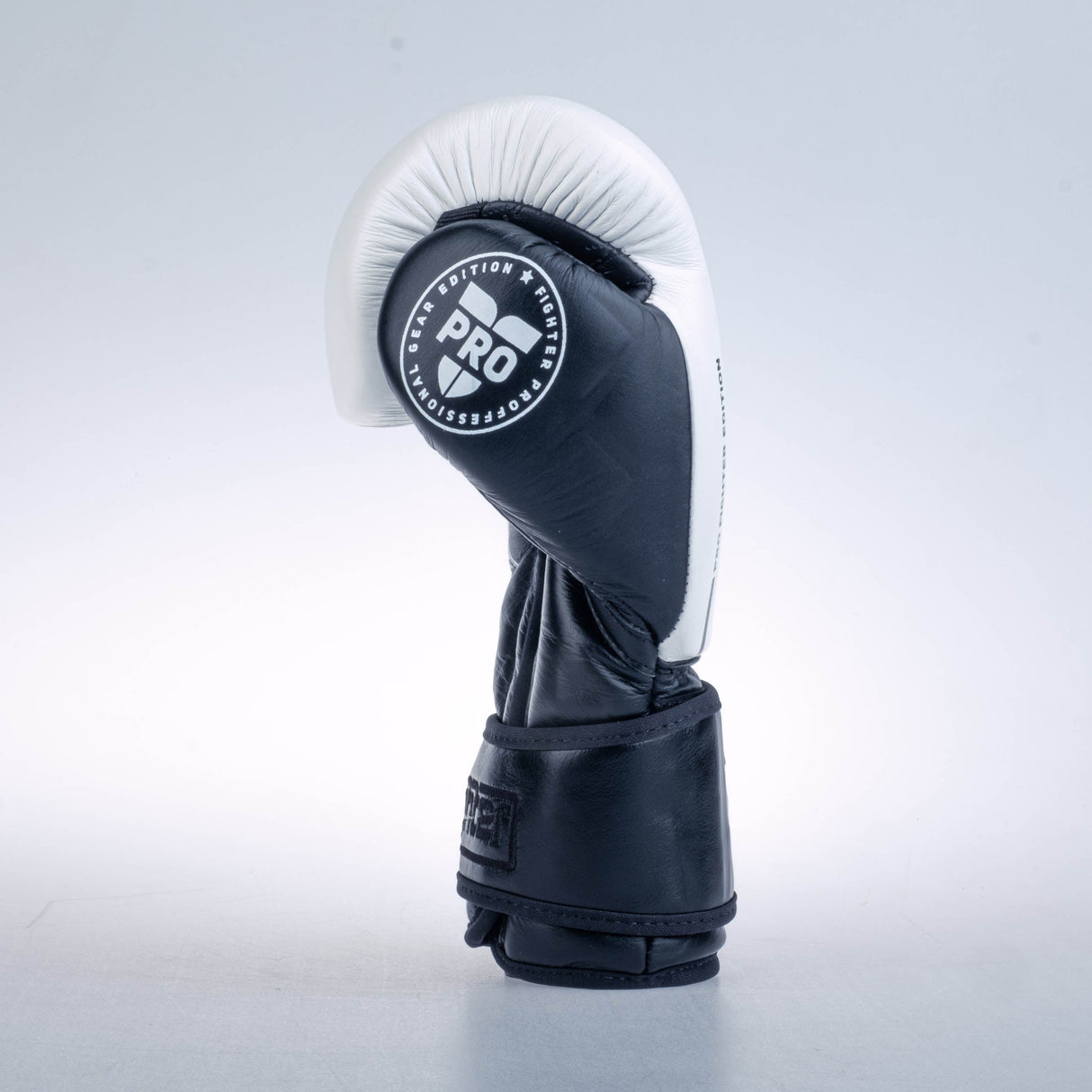 Fighter Boxhandschuhe Pro – weiß, FBG-PRO-001