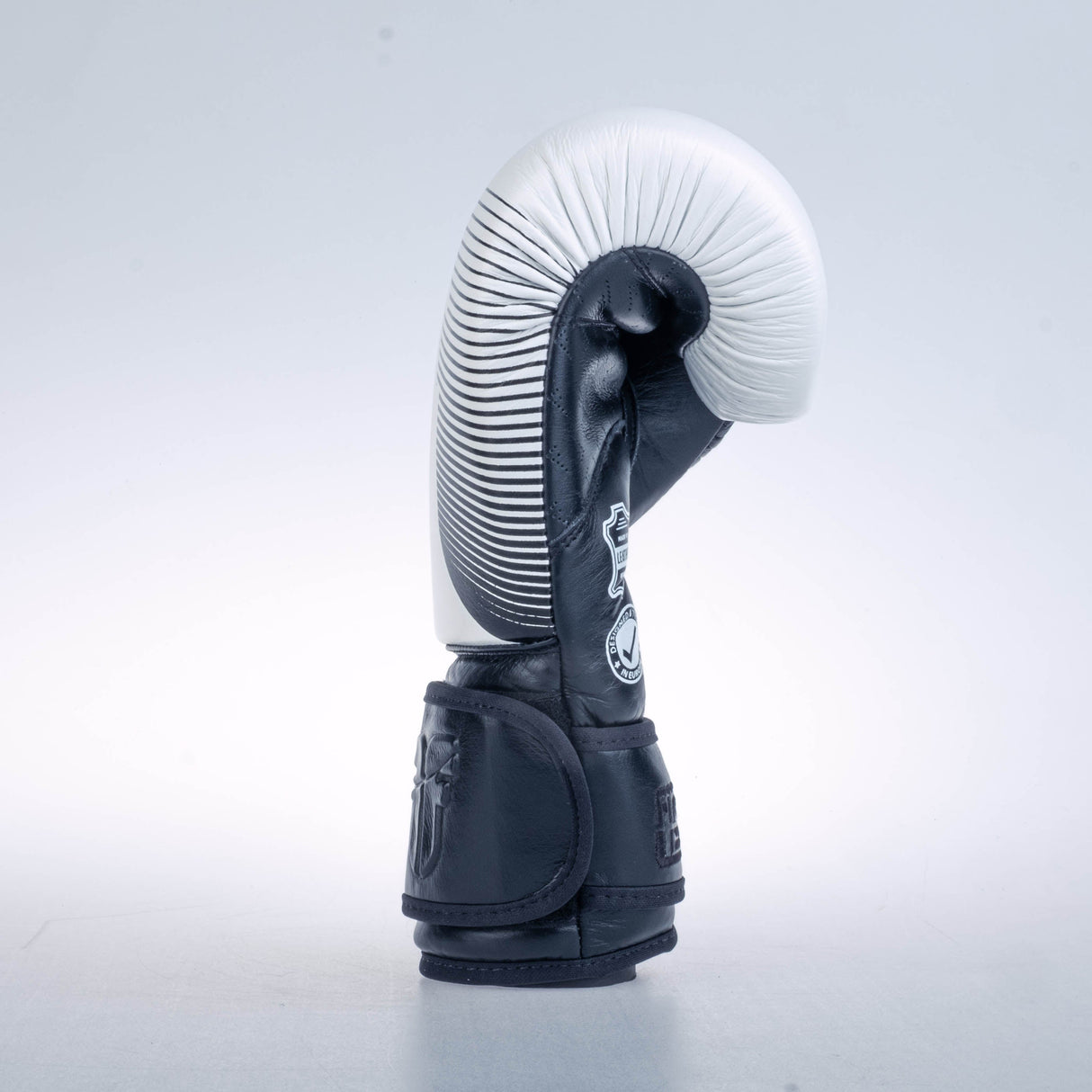 Fighter Boxhandschuhe Pro – weiß, FBG-PRO-001