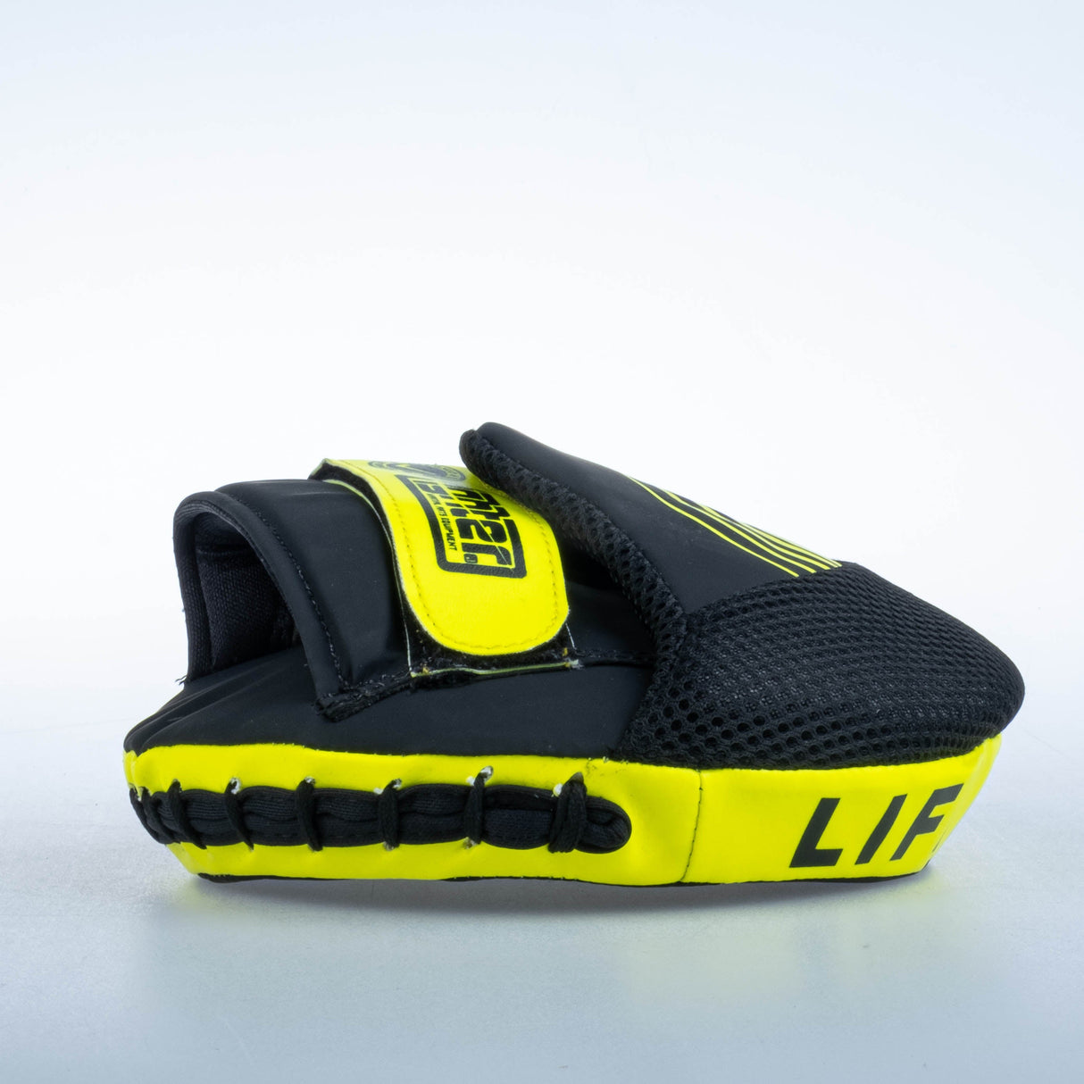 Fighter Round Shield Pro Small – schwarz/neon, FSMPR-001-NB