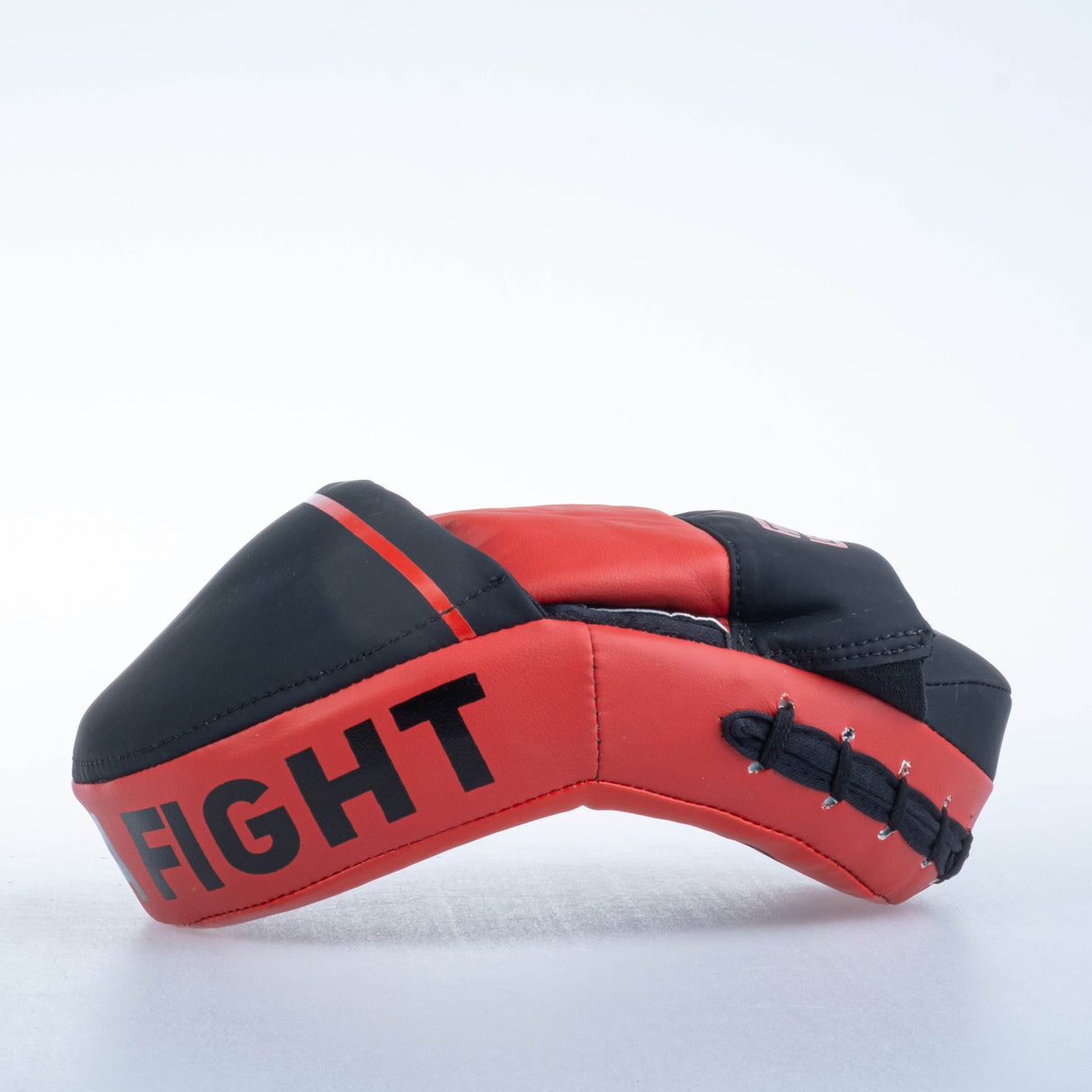 Fighter Oval Shield Pro Small – schwarz/rot, FSMPR-002-RB