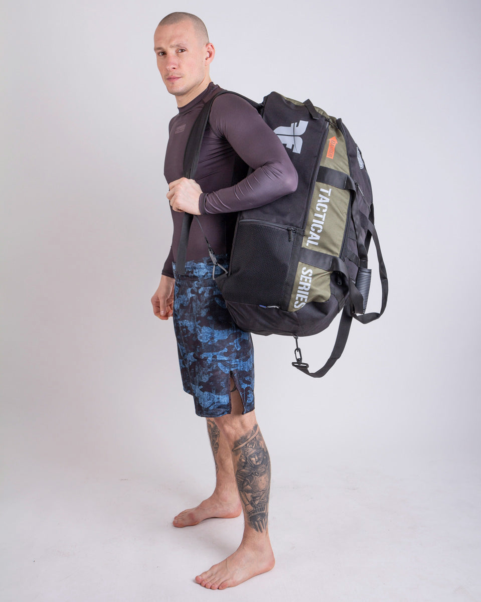 Fighter Sporttasche LINE XL – Tactical Series – armeegrün, FTBP-06