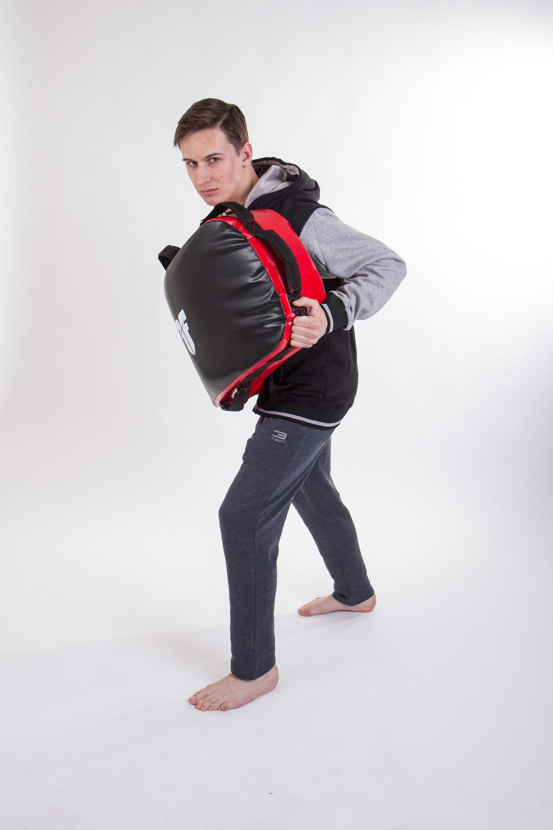 Fighter Reversible Kicking Shield – MULTI GRIP – schwarz/rot, FKSH-11