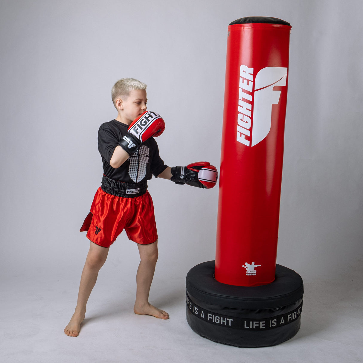 Fighter Freistehender Boxsack YOUNG – rot/weiß