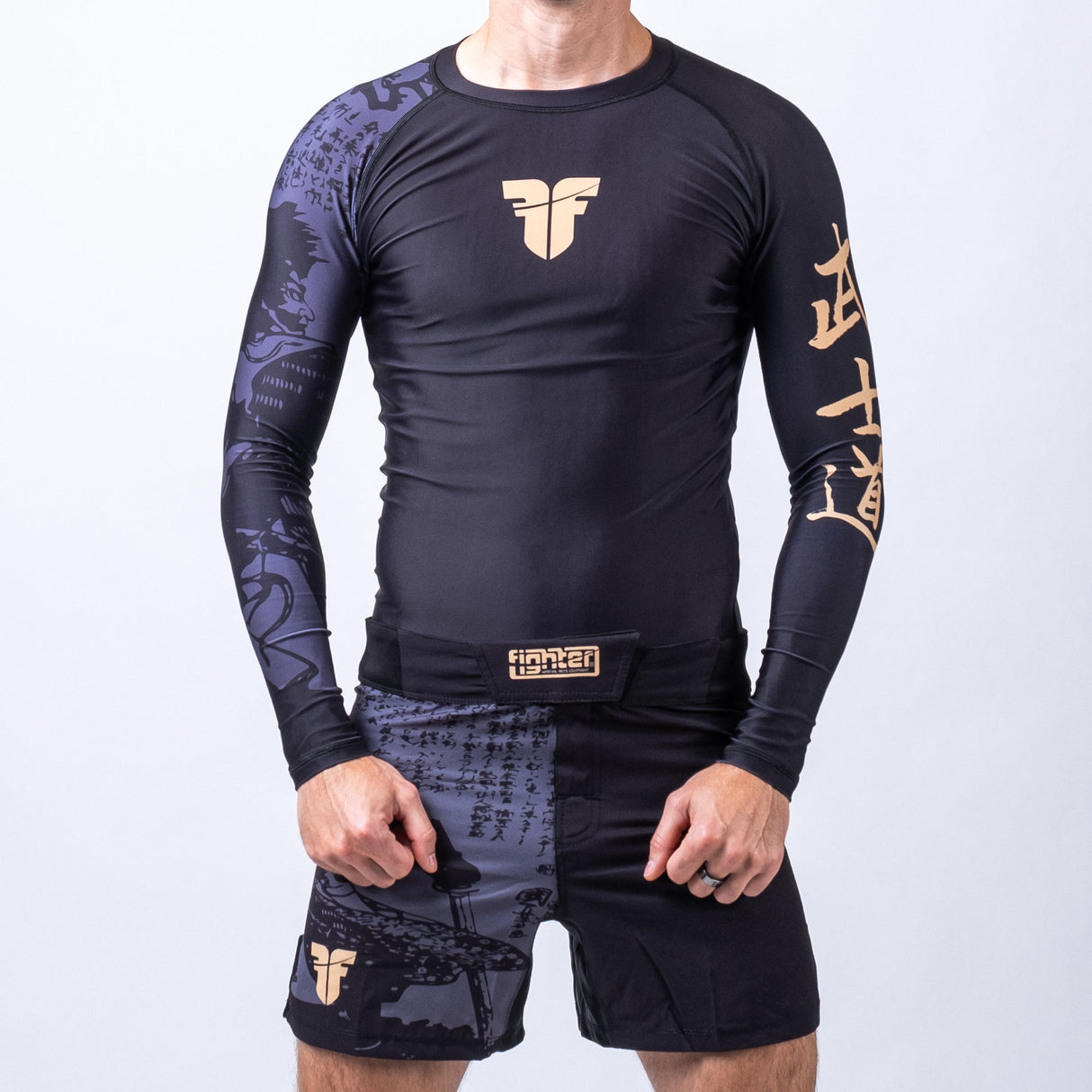 Fighter Rashguard Samurai mit langen Ärmeln – schwarz/gold, FRSG-SAM-01-LS