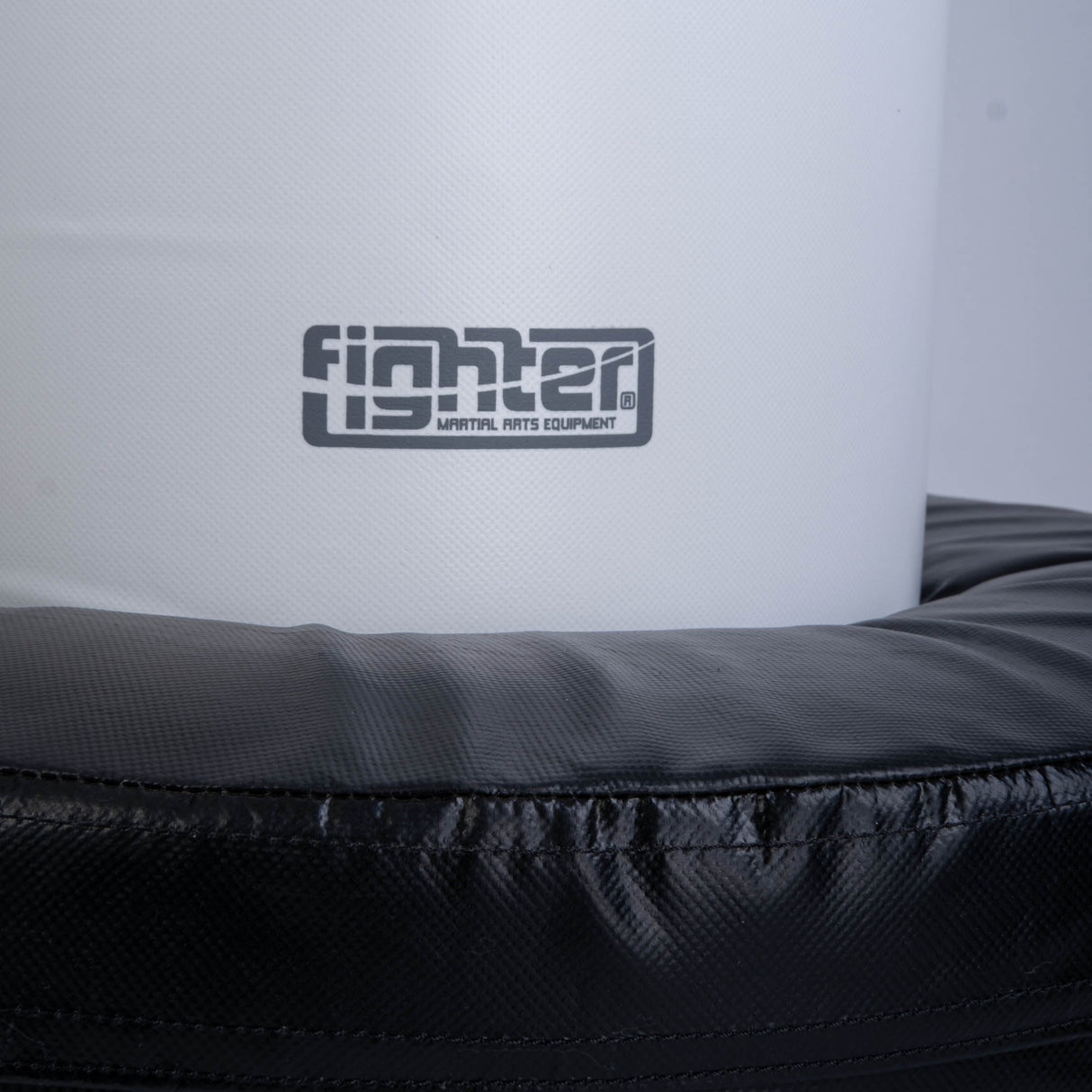 Fighter Freistehender Boxsack Classic – weiß/gold