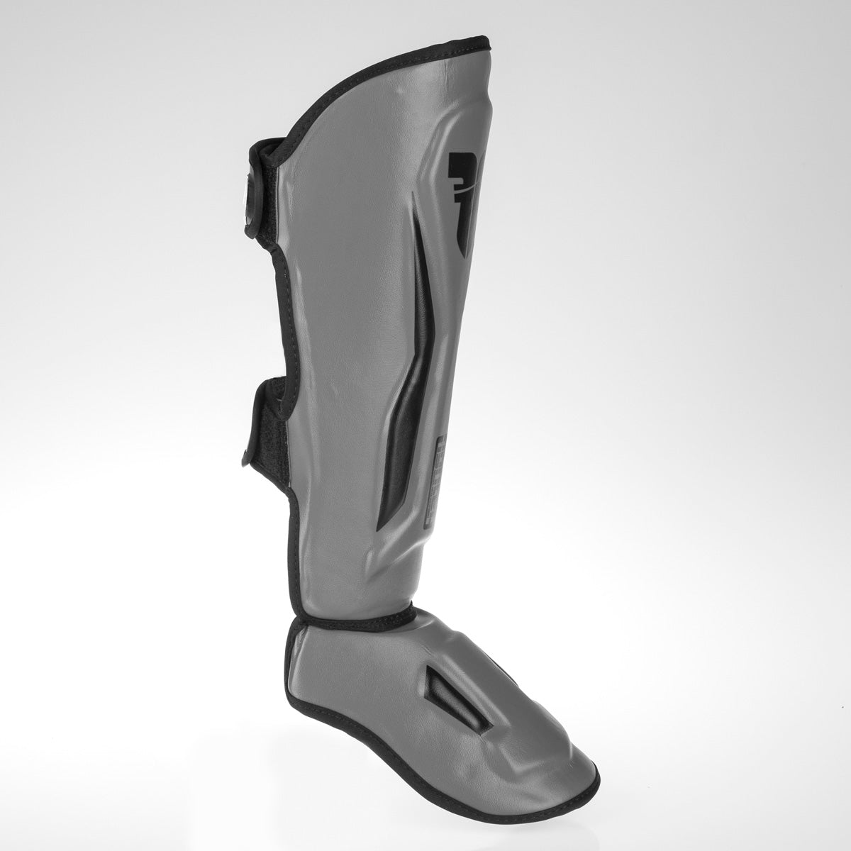 Fighter Schienbeinschoner Thai Ergo – grau/schwarz, FSG-004GB