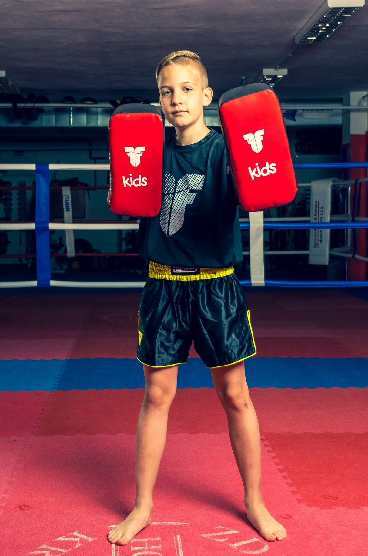Fighter KIDS Kick Pad – PAAR – rot/schwarz, FKLT0003