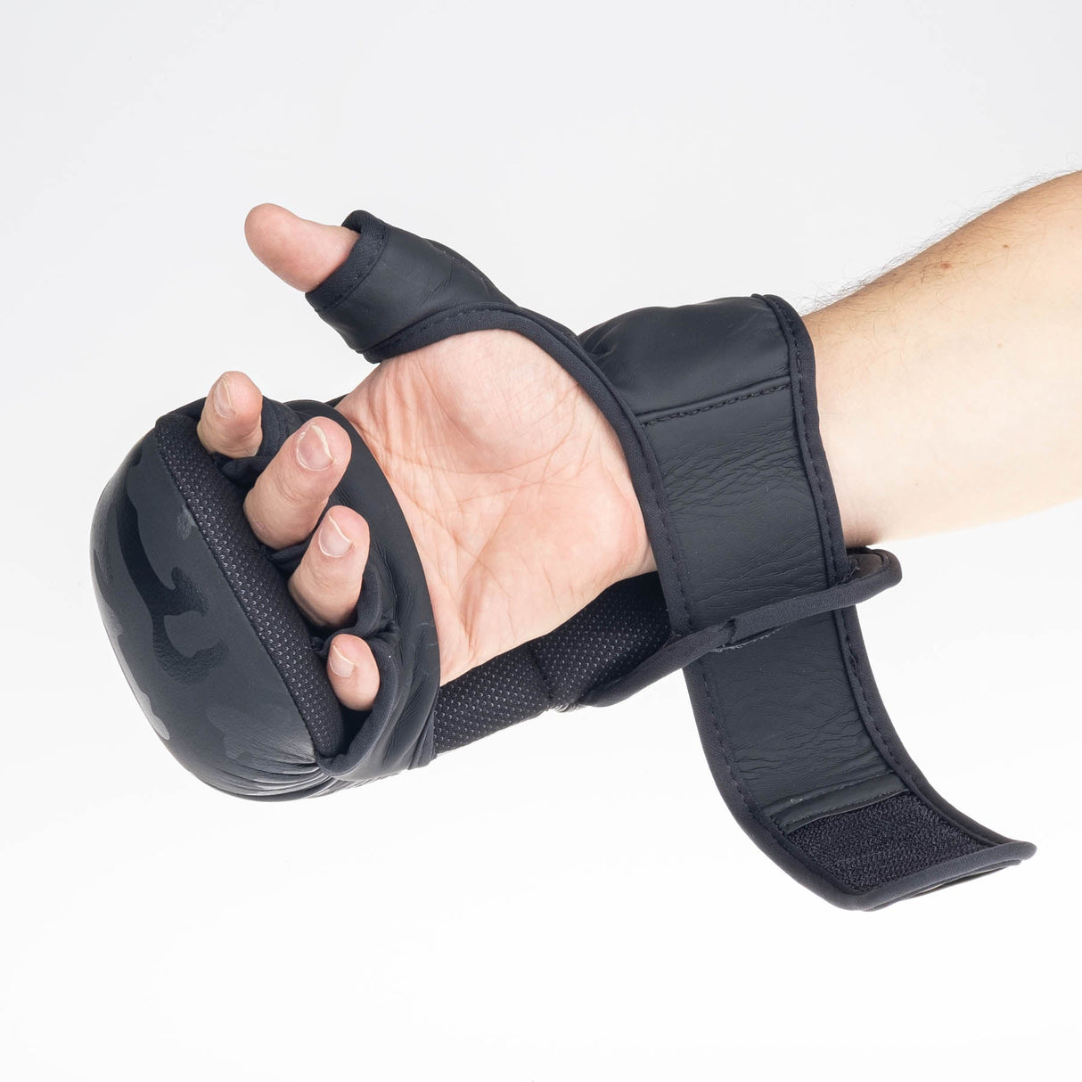 Fighter MMA-Handschuhe Training – schwarz camouflage, FMG-001CBK